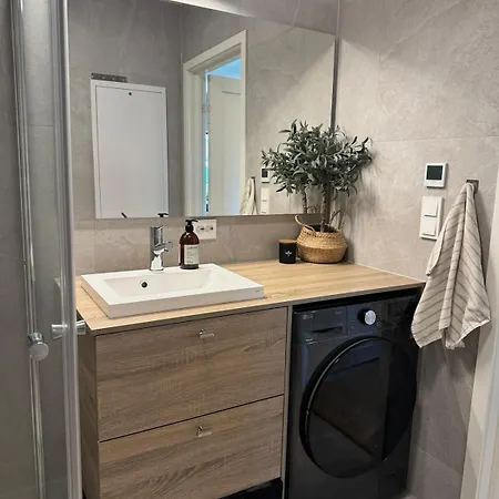 New Close To Torp Airport Apartamento Sandefjord